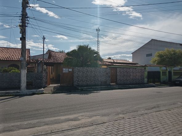 Iguaba, em frente à Praça de Eventos