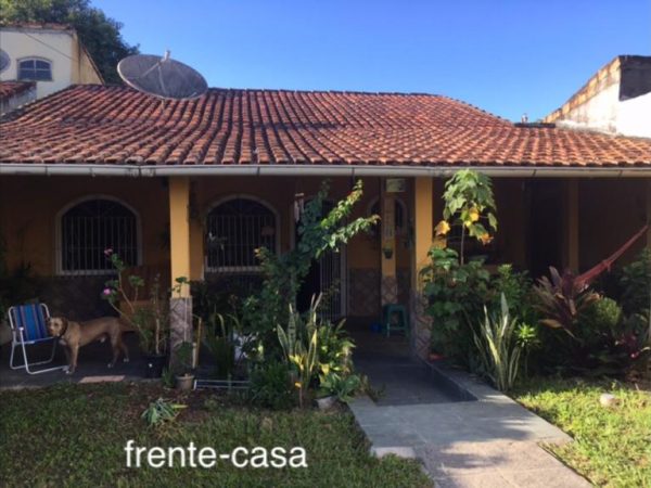 Iguaba – Bairro Estação – Casa com quintal grande e RGI ok