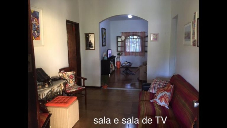 Iguaba – Bairro Estação – Casa com quintal grande e RGI ok